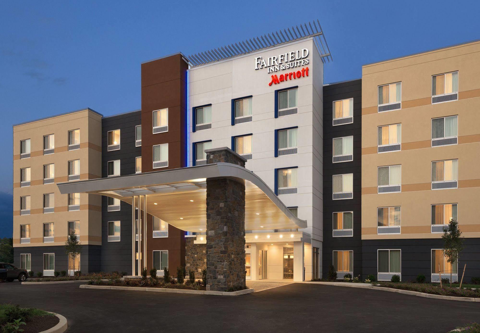 Fairfield Inn & Suites By Marriott Lancaster East At The Outlets Exterior foto